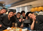 冈田将生与银魂剧组成员再聚居酒屋，豪华阵容引网友热议