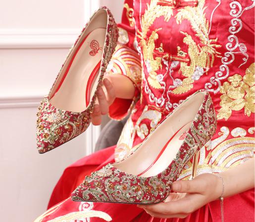 光荣套配什么鞋子_光荣鞋子套配什么_光荣套配什么双手武器