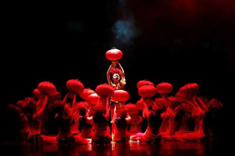 歌曲中国龙中国龙_歌曲巜中国龙》_歌曲中国龙中国风