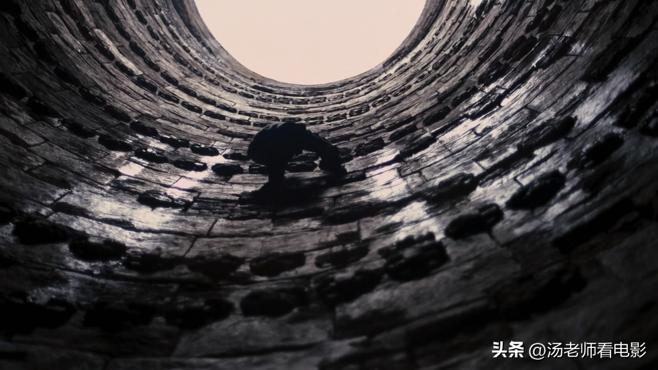 蝙蝠侠：侠影之谜 诺兰版三部曲 最佳时刻_蝙蝠侠：黑暗骑士崛起 贝恩抢劫华尔街证券交易所_蝙蝠侠3黑暗骑士在线