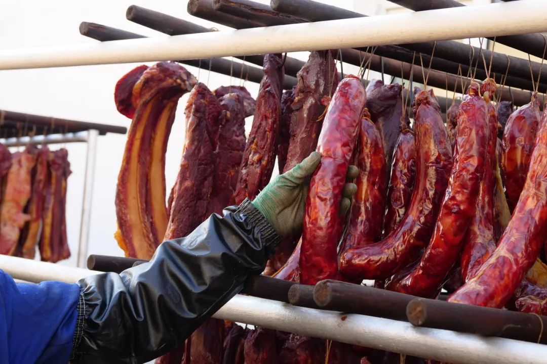 新疆羊肉的图片_新疆烤羊肉图片_羊肉新疆做法